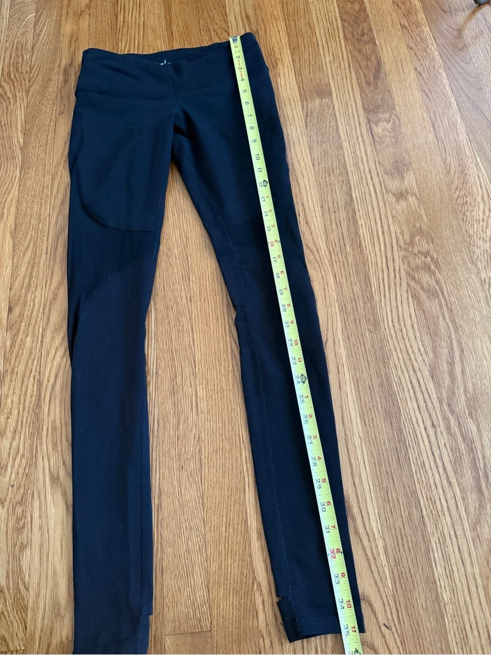 ALO yoga mesh cutout black athletic leggings XS